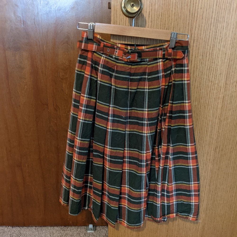 Modcloth plaid skirt